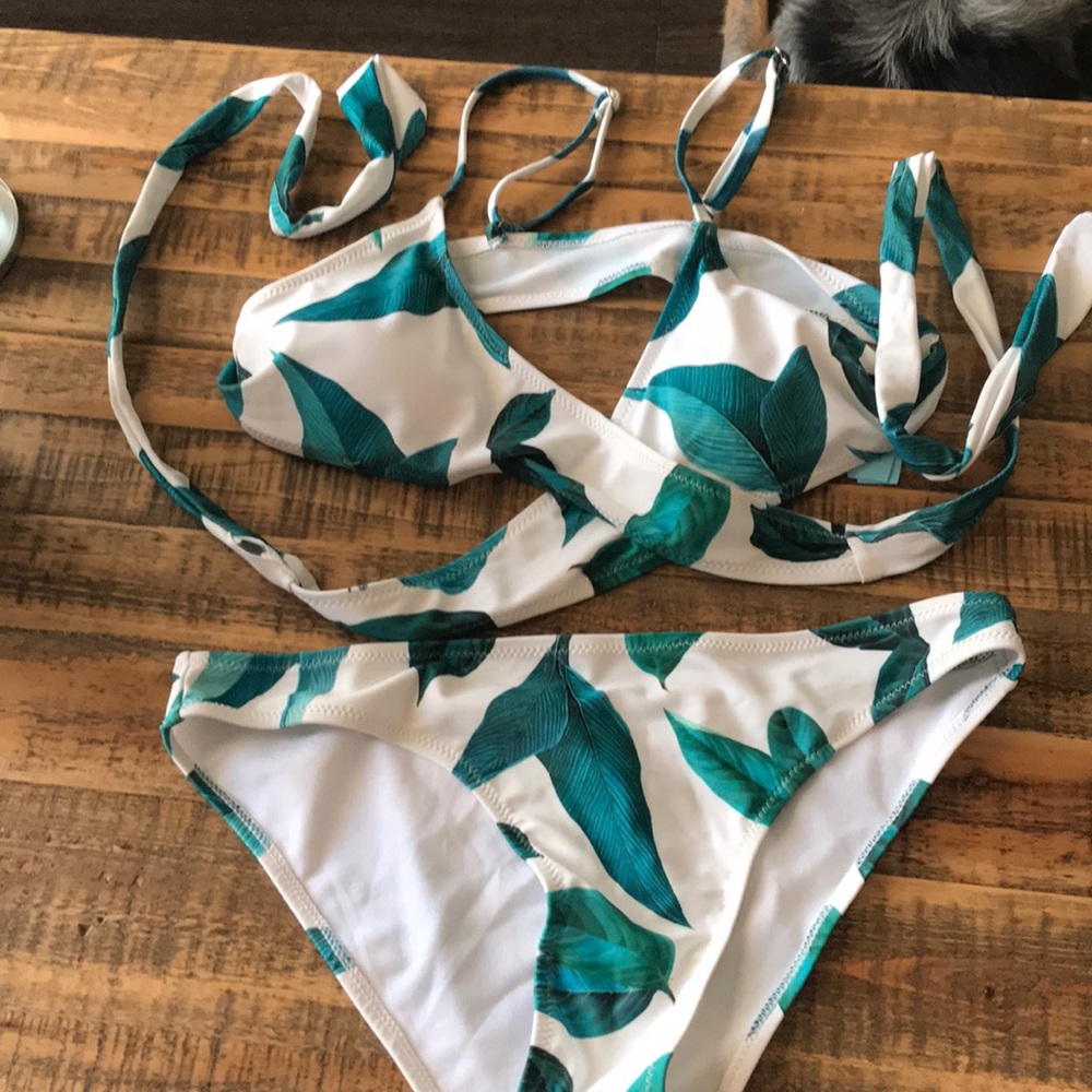 Bikini set. - Picture 2 of 6